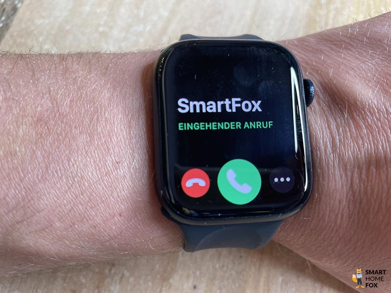 Вы можете увидеть входящий вызов на Apple Watch 7.